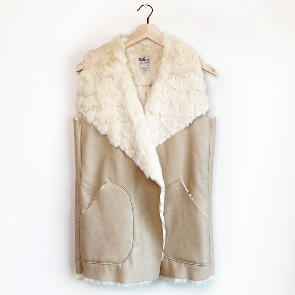 Zara Jackets & Blazers - ZARA TRAFALUC Faux Fur Vest Cream/Tan